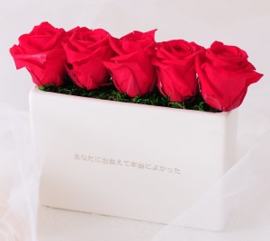 色や本数で意味も変わる 薔薇 バラ の奥深い花言葉 プリザーブドフラワーギフト はな物語