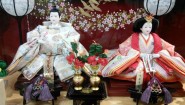 桃の節句に飾る雛人形の親王飾り