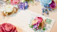 造花とプリザーブドフラワーの違いを比較するフラワーアレンジメント