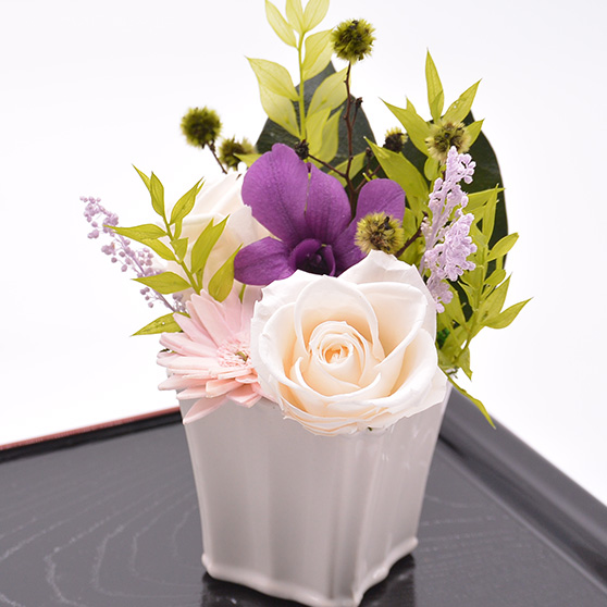 耀蘭 紫 仏花 お供え お悔やみ お彼岸の花 送料無料 プリザーブドフラワーのフラワーギフト通販専門店 はな物語 耀蘭 紫 仏花 お供え お悔やみ お彼岸の花 送料無料 プリザーブドフラワーのフラワーギフト通販専門店 はな物語