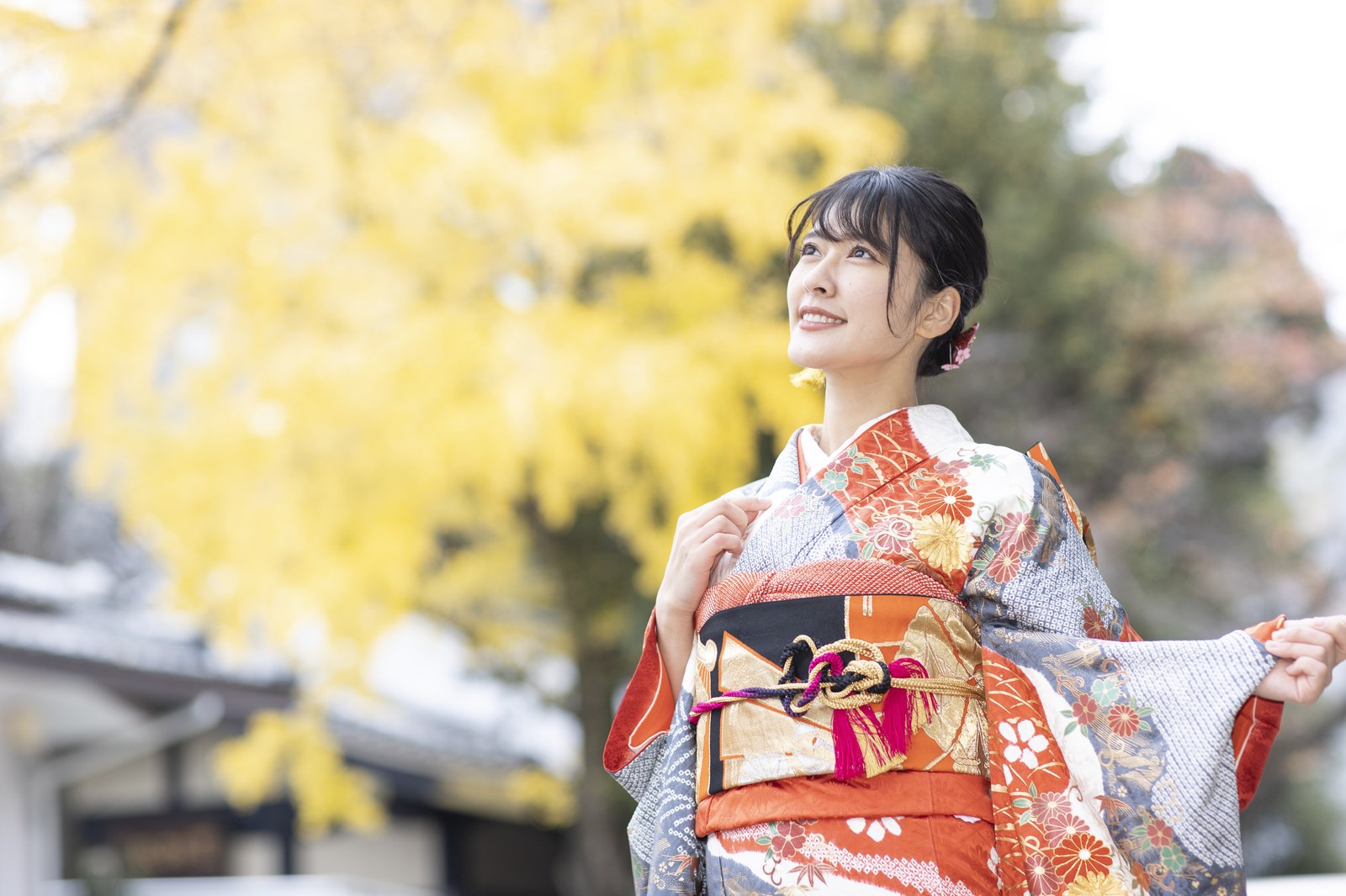 成人祝い 振袖の女性